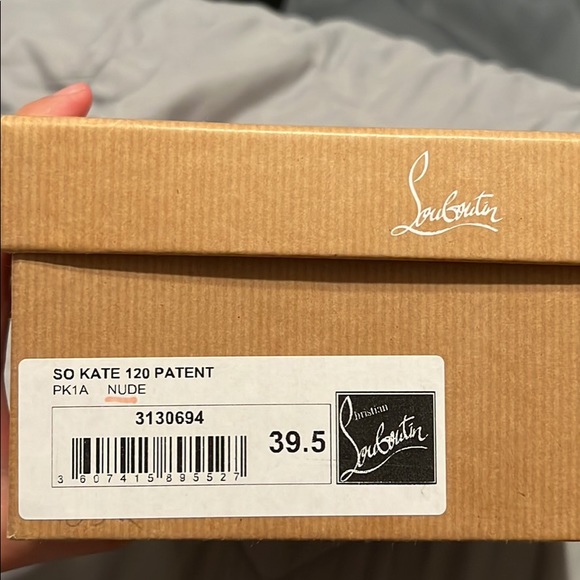 Christian Louboutin So Kate 120 in Nude sz 39.5 - Picture 5 of 5